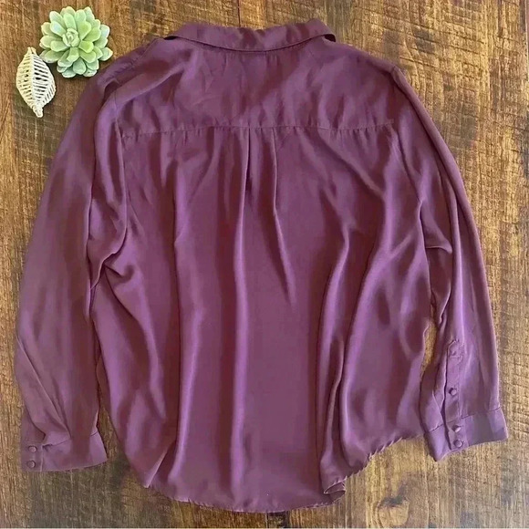 Torrid | Madison Georgette Button-Up Long Sleeve Shirt, 3X - Picture 5 of 7